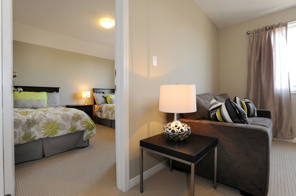 Guest Room with Adjacent Living Area 7572